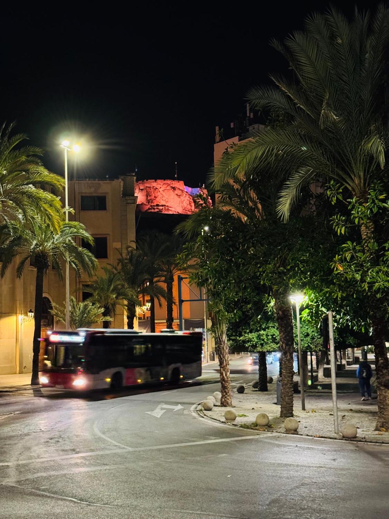 Luxury Apartments Near The Beach And Downtown Centrum 8 لقنت المظهر الخارجي الصورة