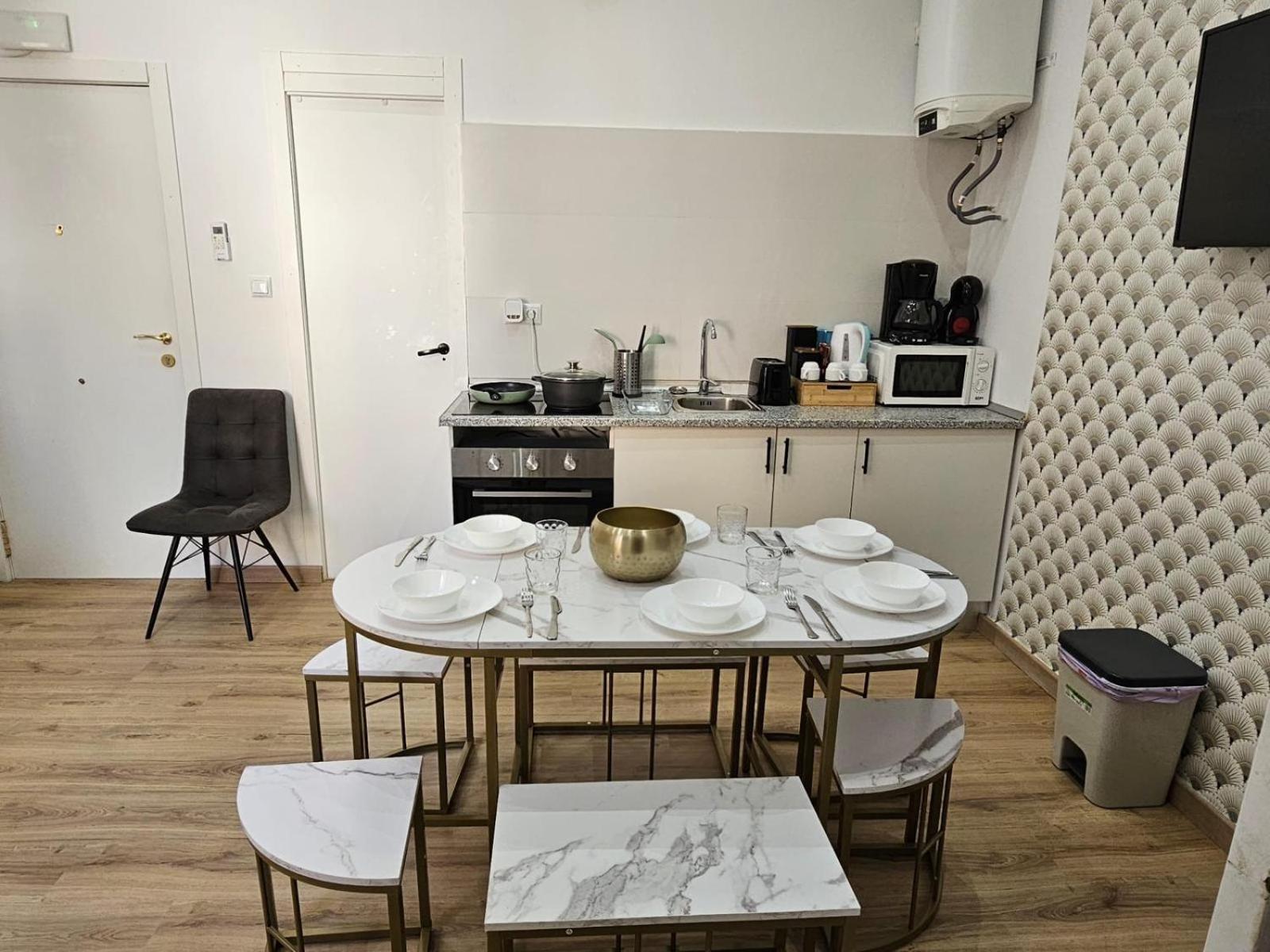 Luxury Apartments Near The Beach And Downtown Centrum 8 لقنت المظهر الخارجي الصورة