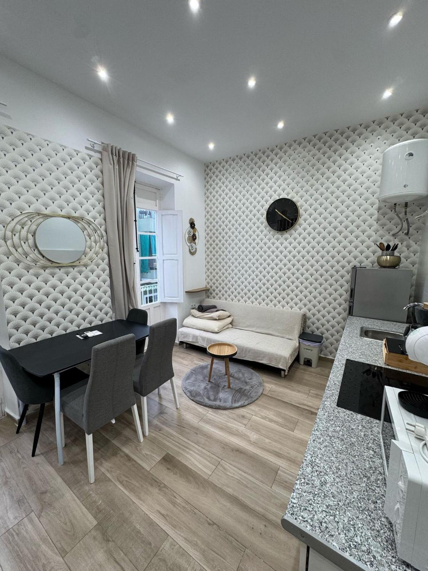 Luxury Apartments Near The Beach And Downtown Centrum 8 لقنت المظهر الخارجي الصورة
