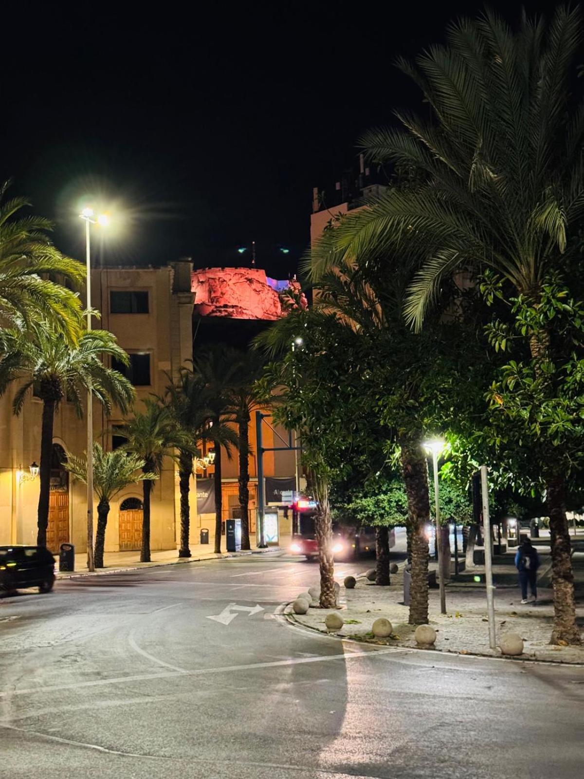 Luxury Apartments Near The Beach And Downtown Centrum 8 لقنت المظهر الخارجي الصورة